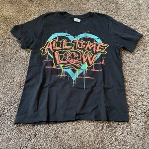 Cropped Black All Time Low Shirt